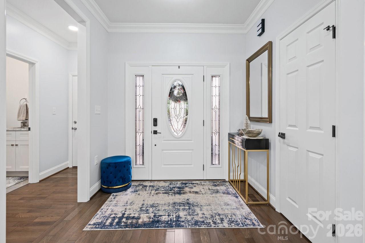 3670 9th Street Drive NE