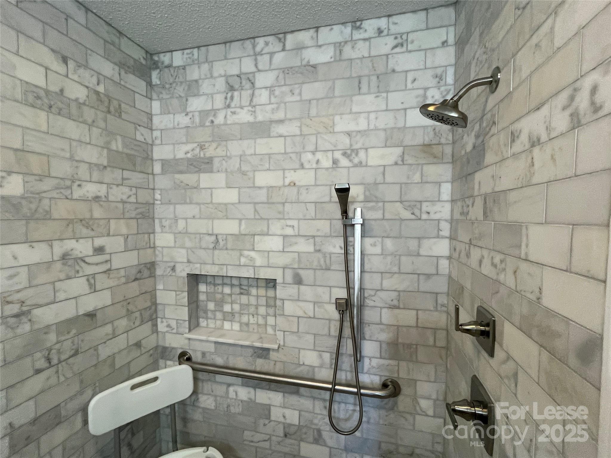 Isle of Pines - Residential Lease