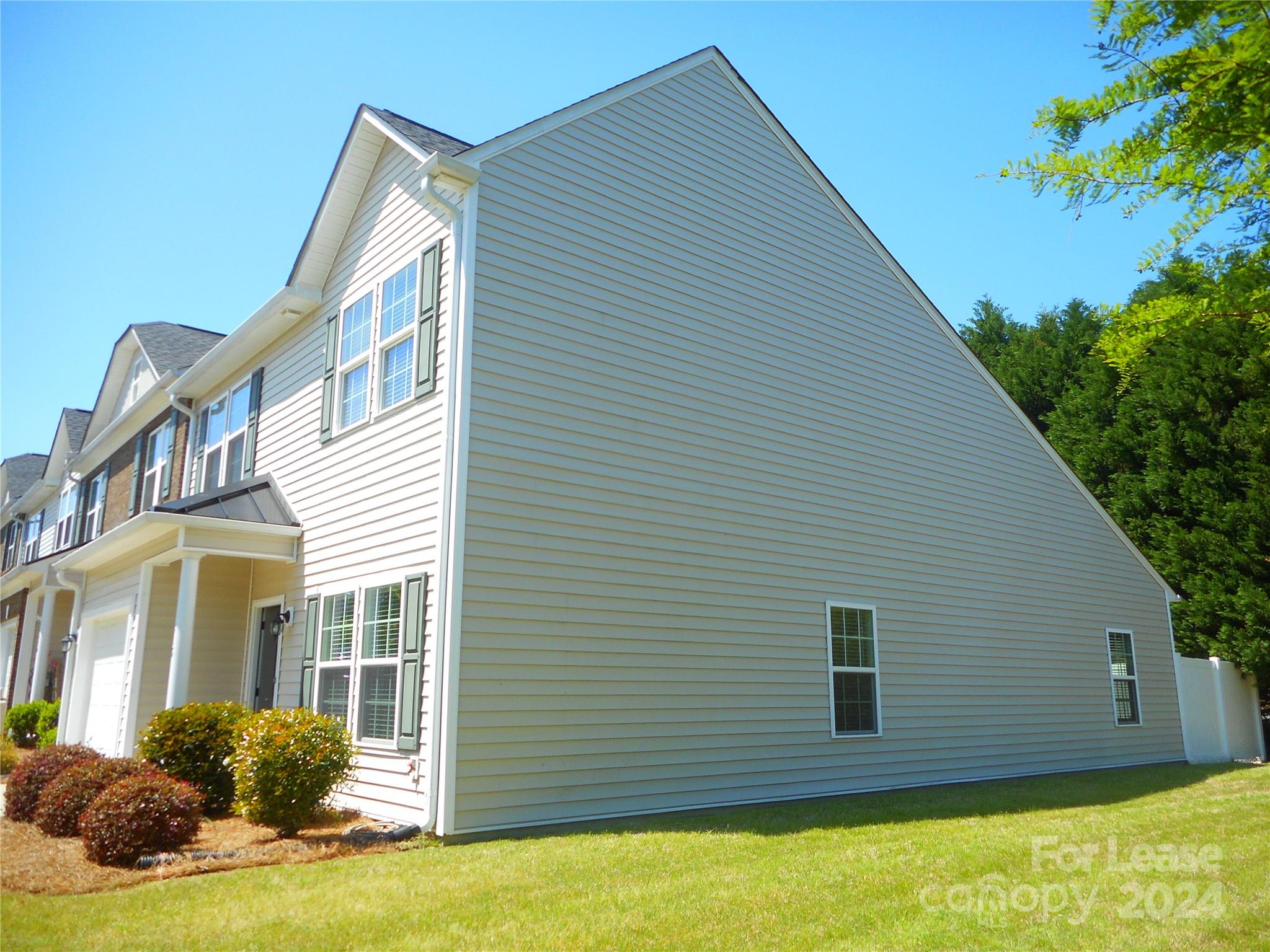 Palmetto Traces - Residential Lease