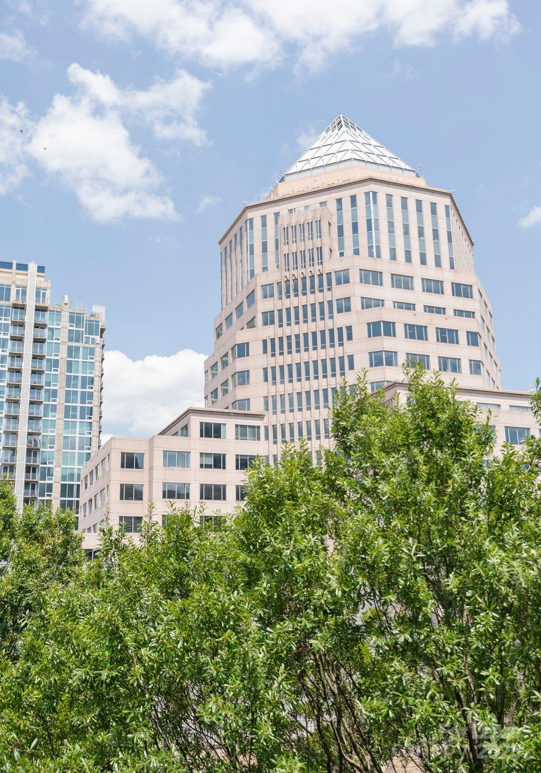 400 North Church - Residential Lease