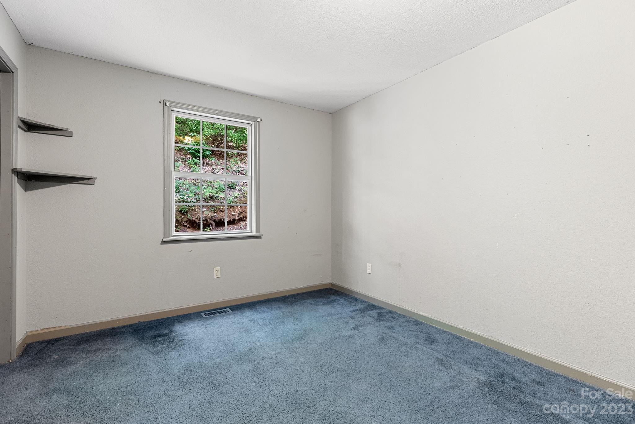 Gladyview Estates - Residential Income