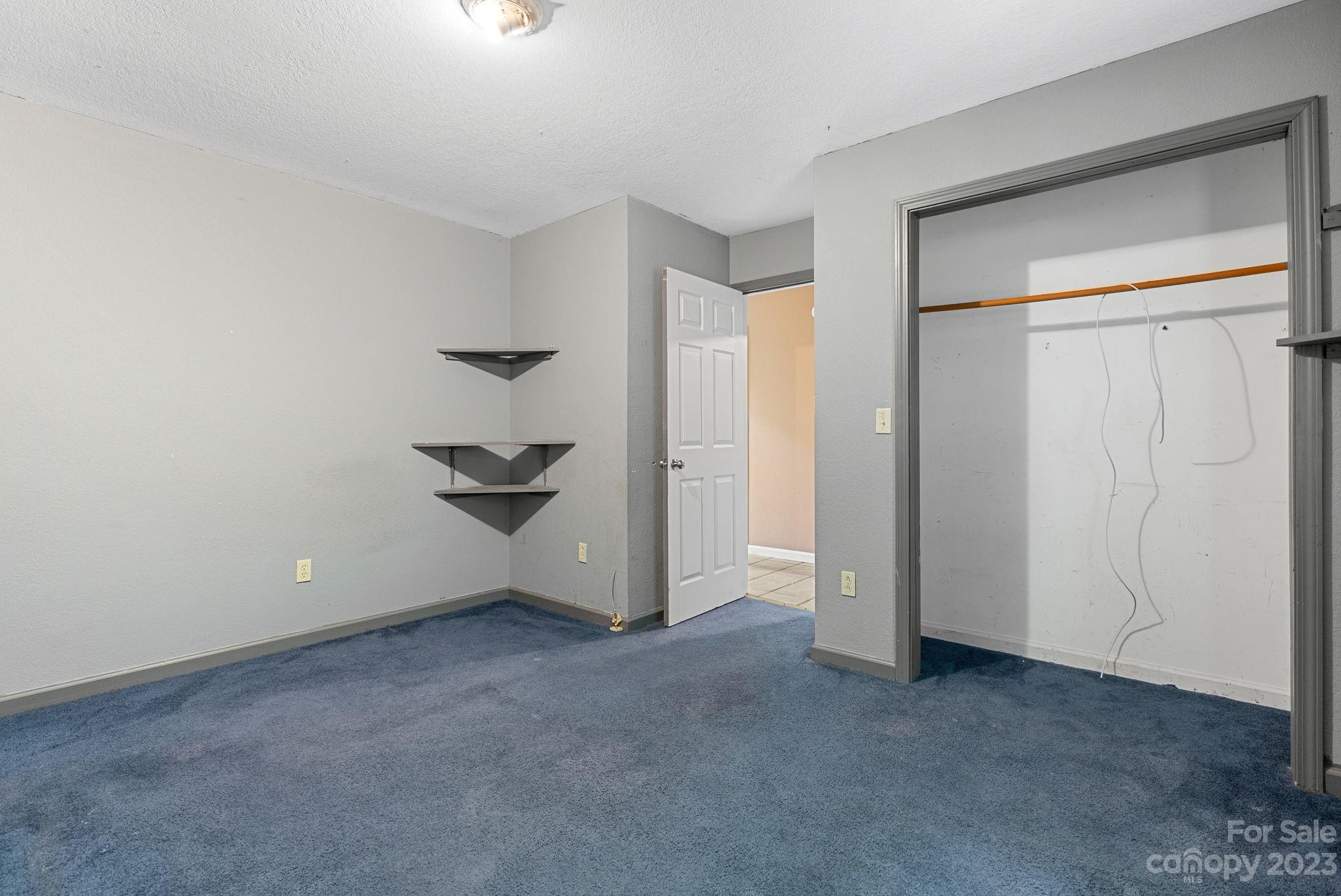 Gladyview Estates - Residential Income