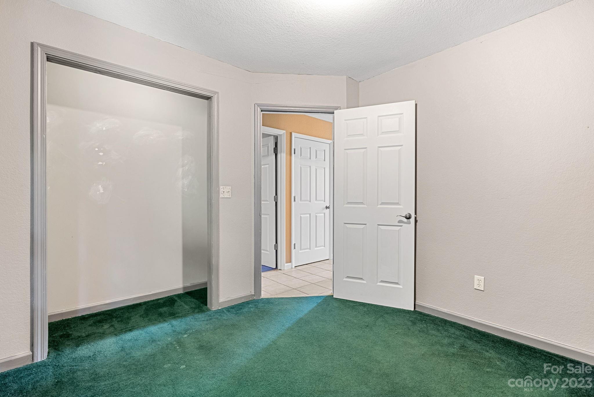 Gladyview Estates - Residential Income