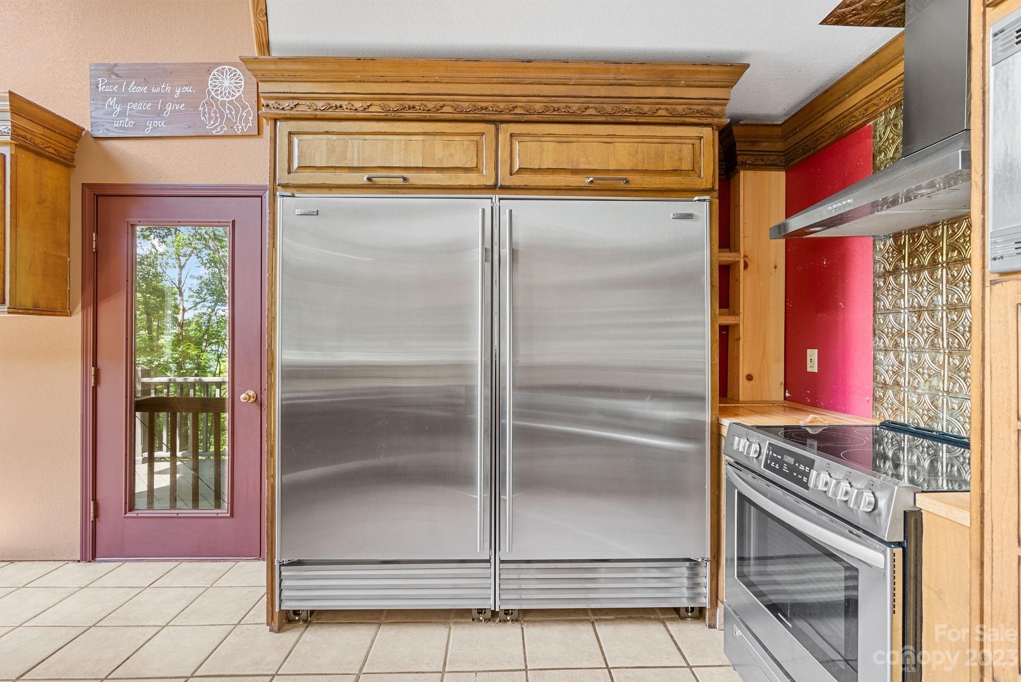 Gladyview Estates - Residential Income