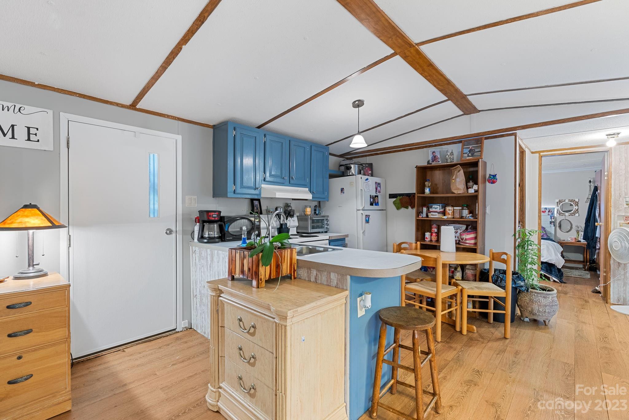 Gladyview Estates - Residential Income