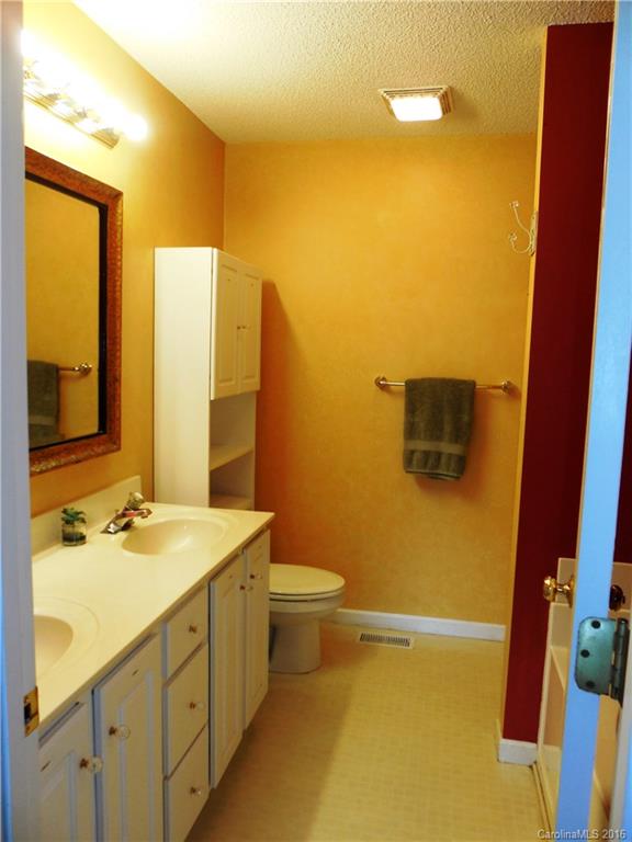 Oak Creek - Residential