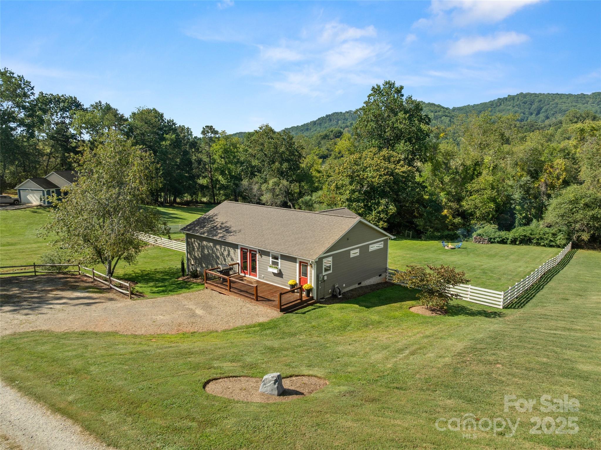 119 Dapple Road