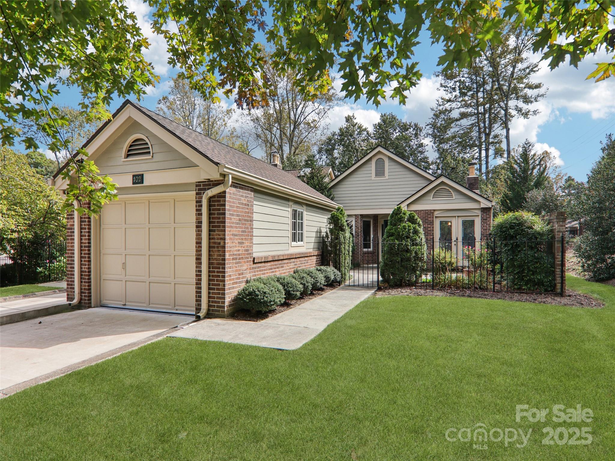 Glenbrook - Residential