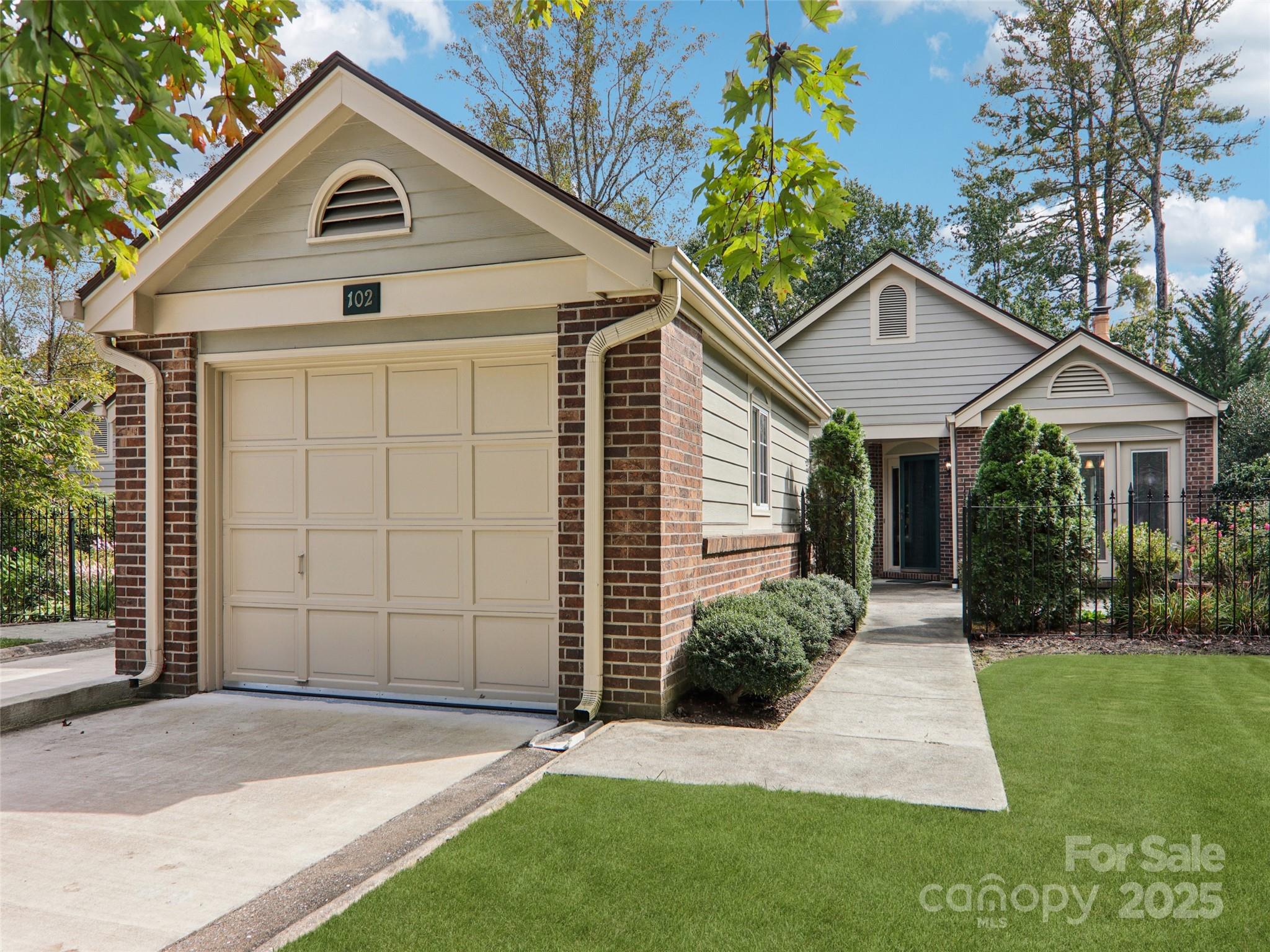 Glenbrook - Residential