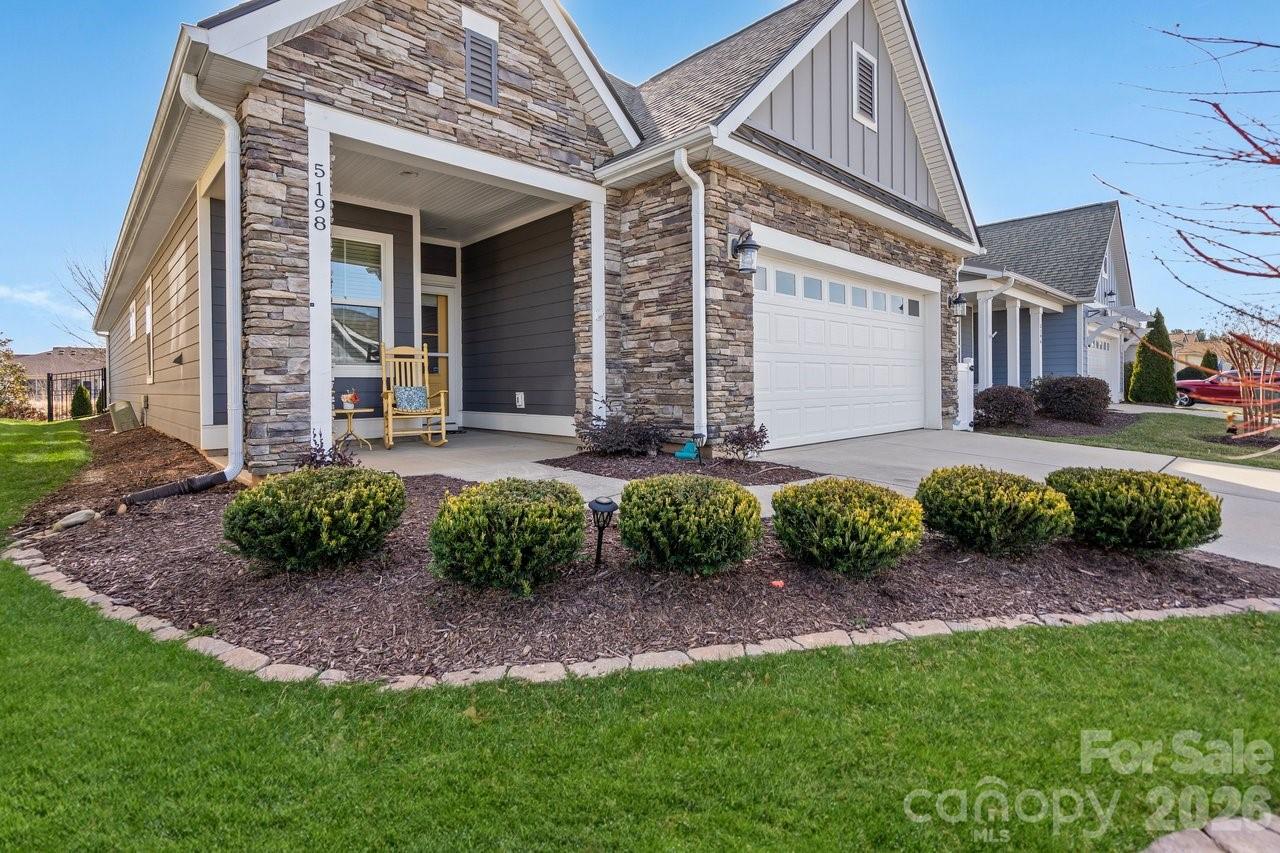 5198 Looking Glass Trail