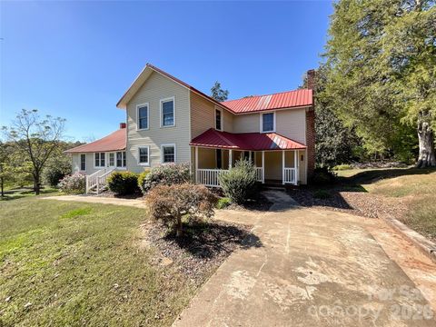 2006 Okeewemee Road Troy NC 27371