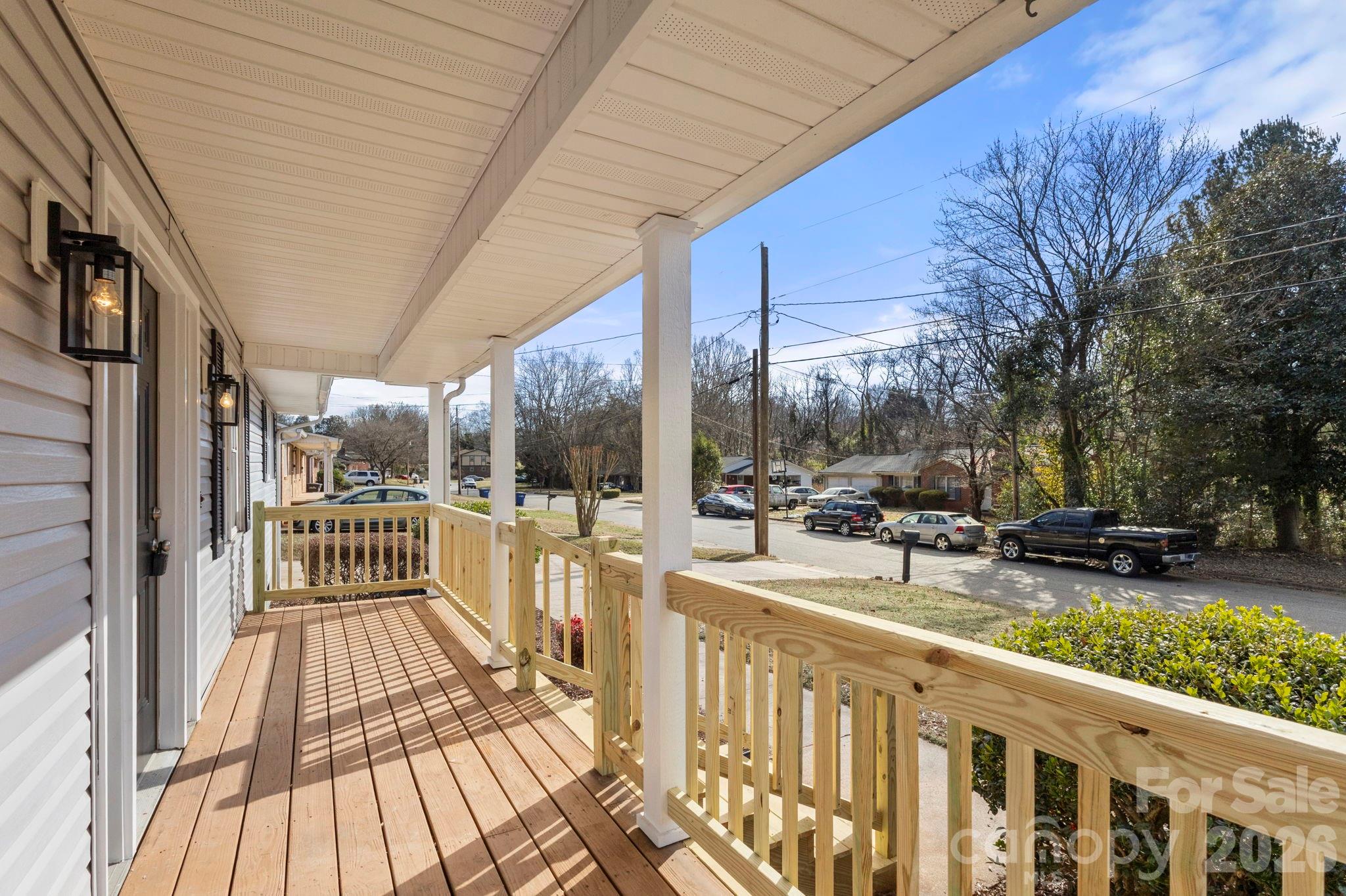 322 Holland Circle