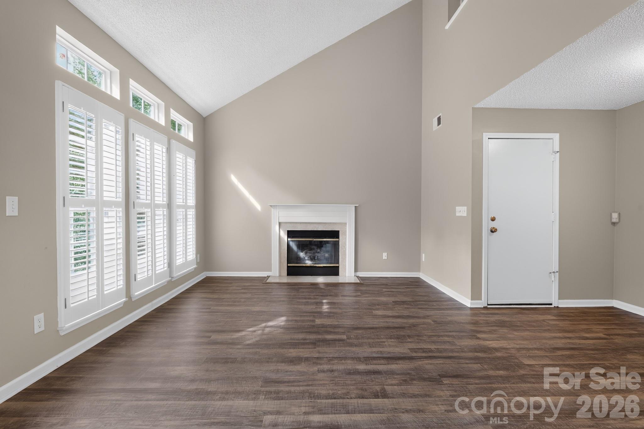 8220 Upsall Court