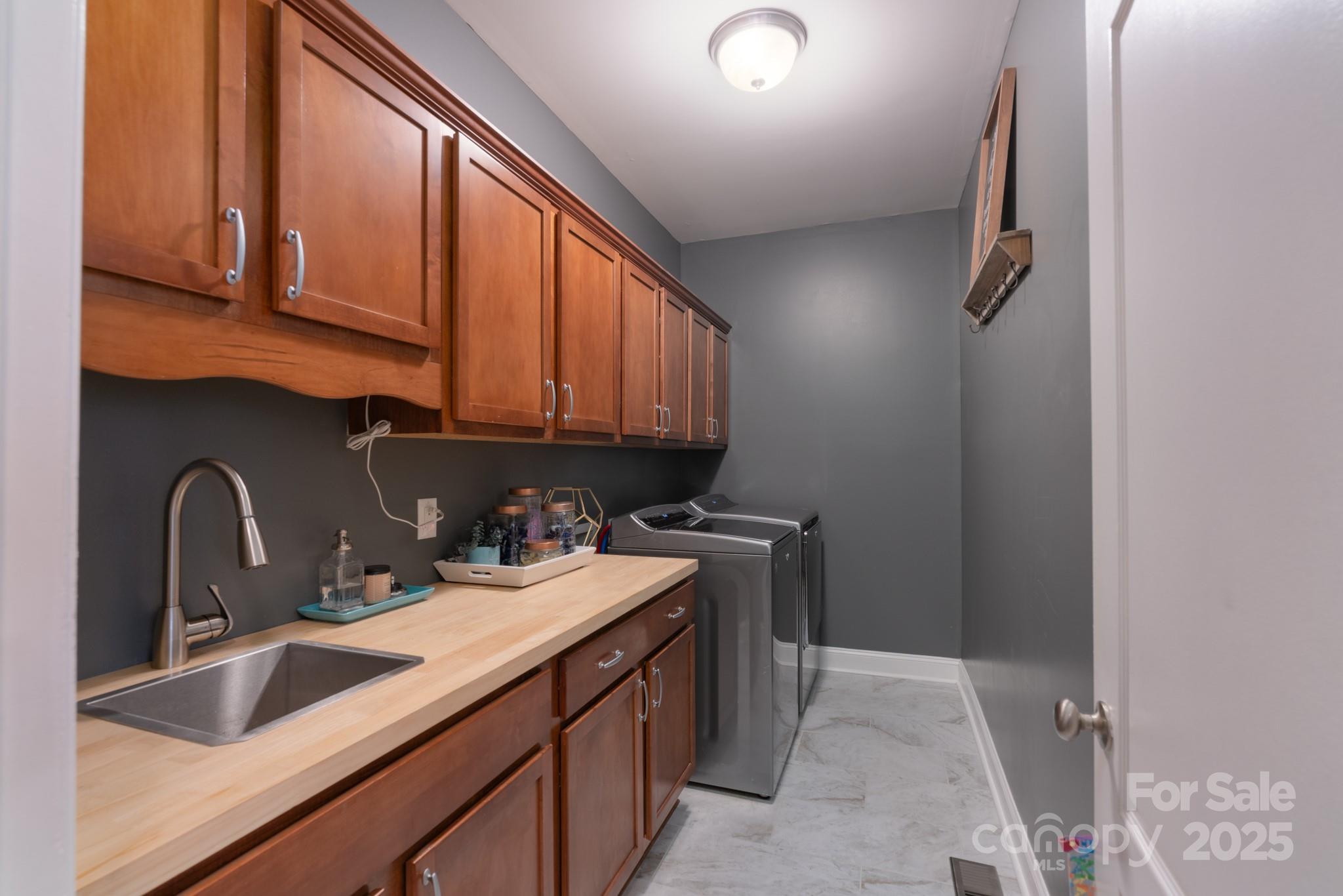 Seven Oaks - Residential