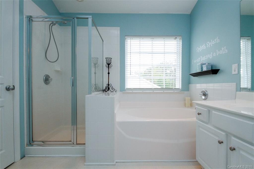 Ridge Pointe - Residential