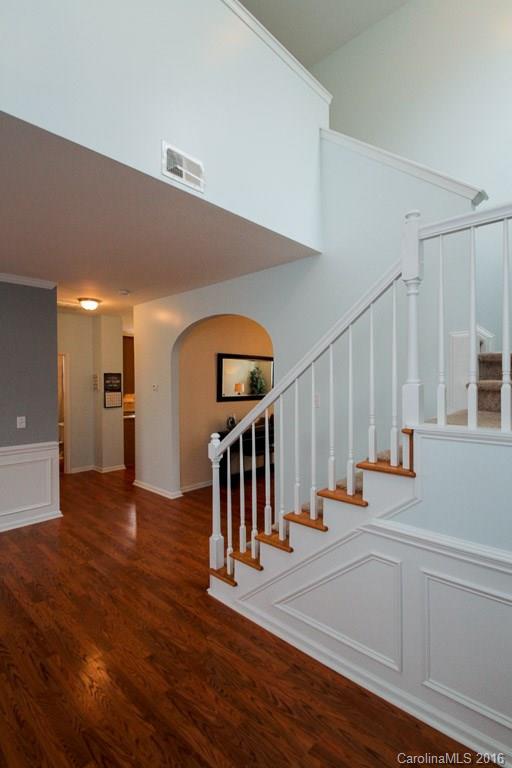 Ridge Pointe - Residential