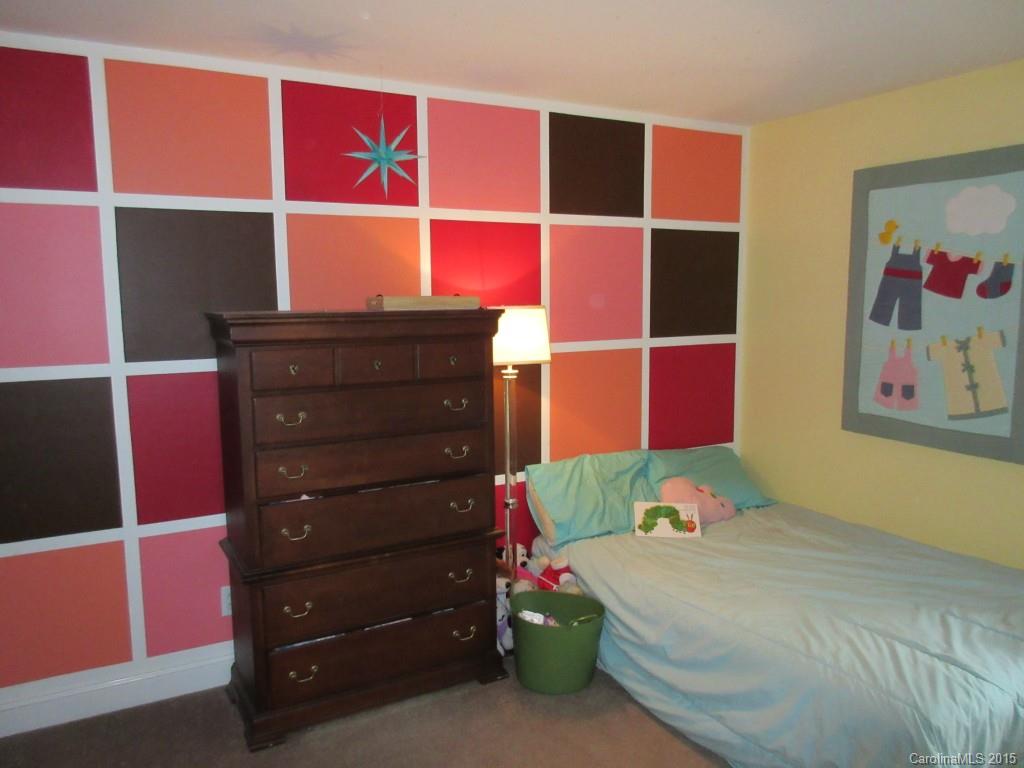 English Trails - Residential