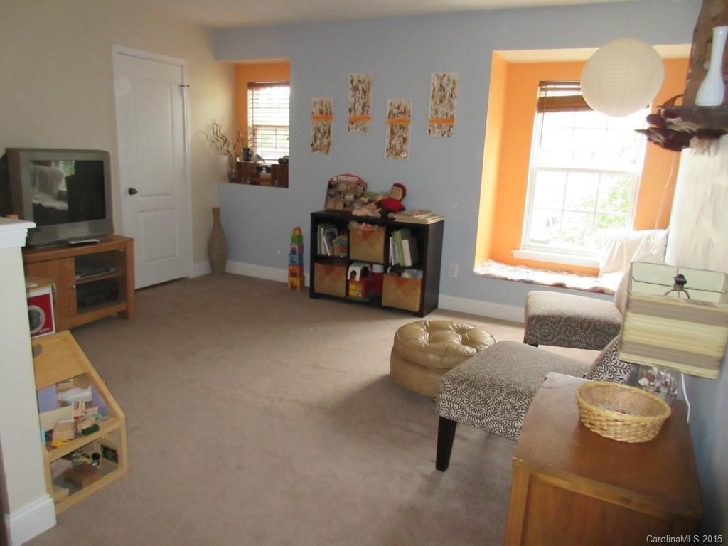 English Trails - Residential