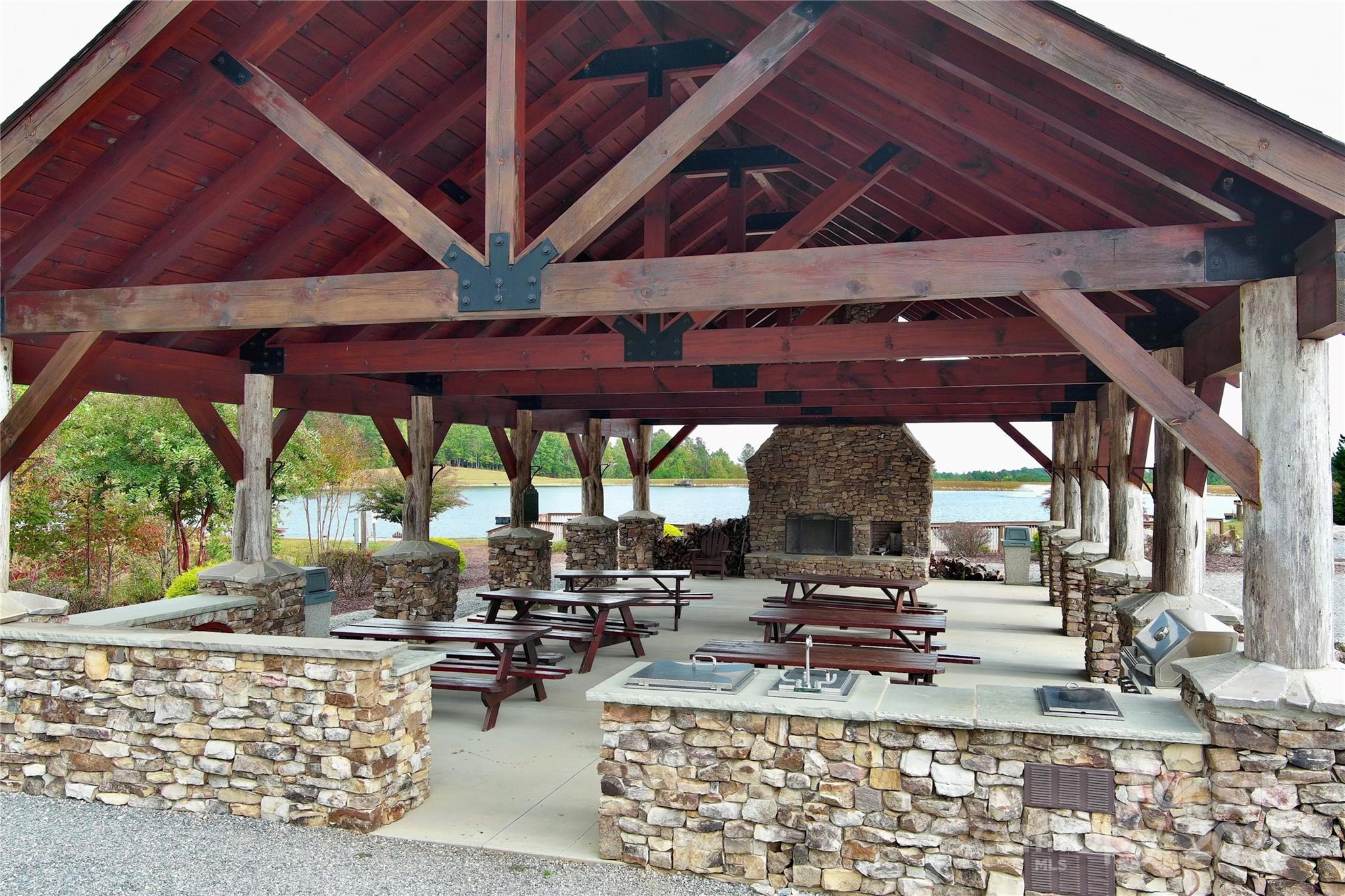 Grandview Peaks - Land