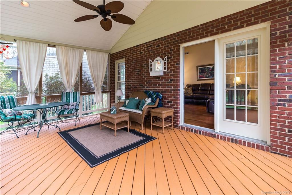 Hunters Gate - Residential