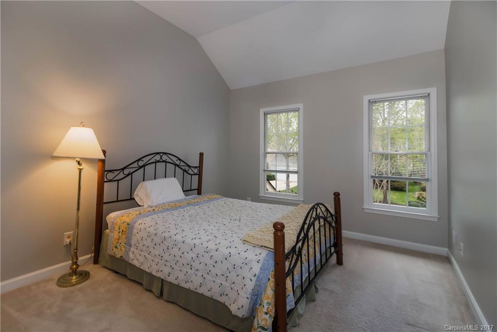 Hunters Gate - Residential