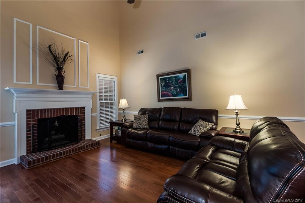 Hunters Gate - Residential