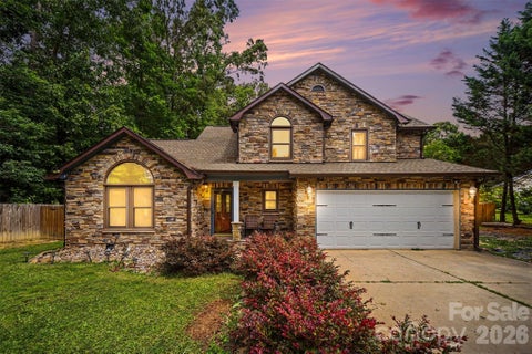 Photo of 3017 Mill Stream Court, Matthews, NC 28104 (MLS # 4396234)