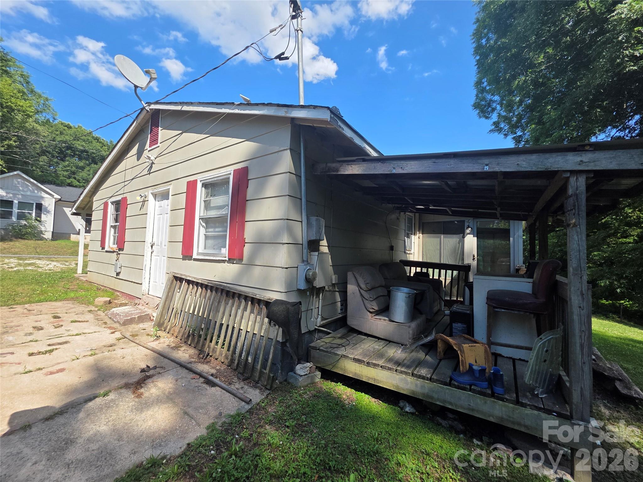 85 Gilmer Street