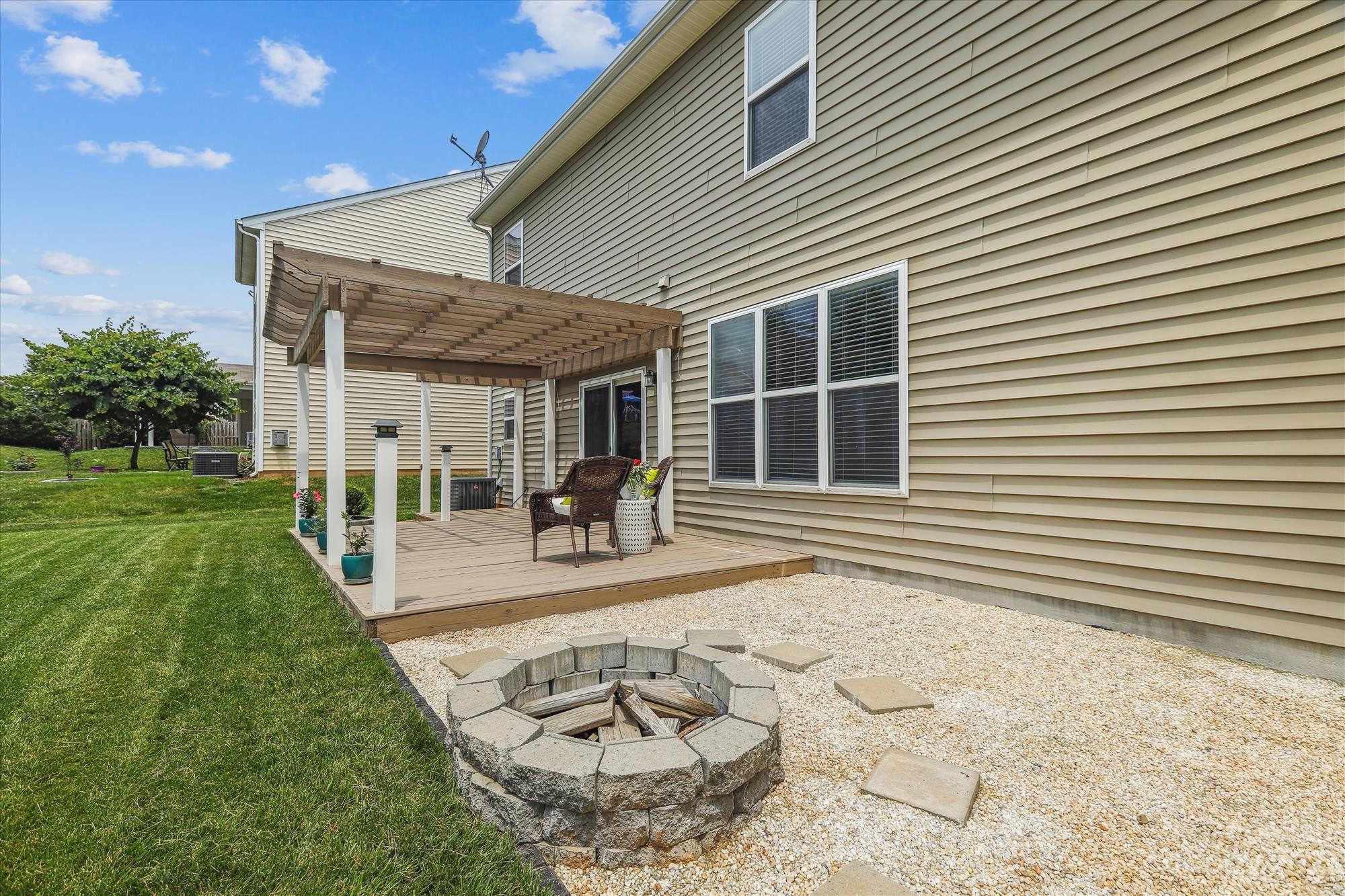 Almond Glen - Residential