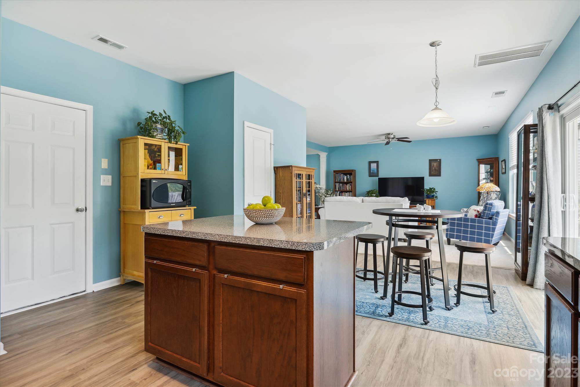 Almond Glen - Residential