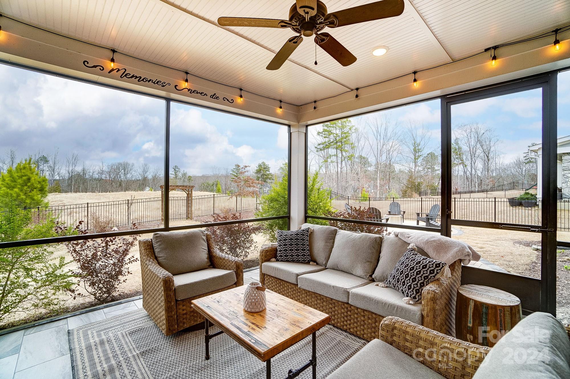 Masons Bend - Residential