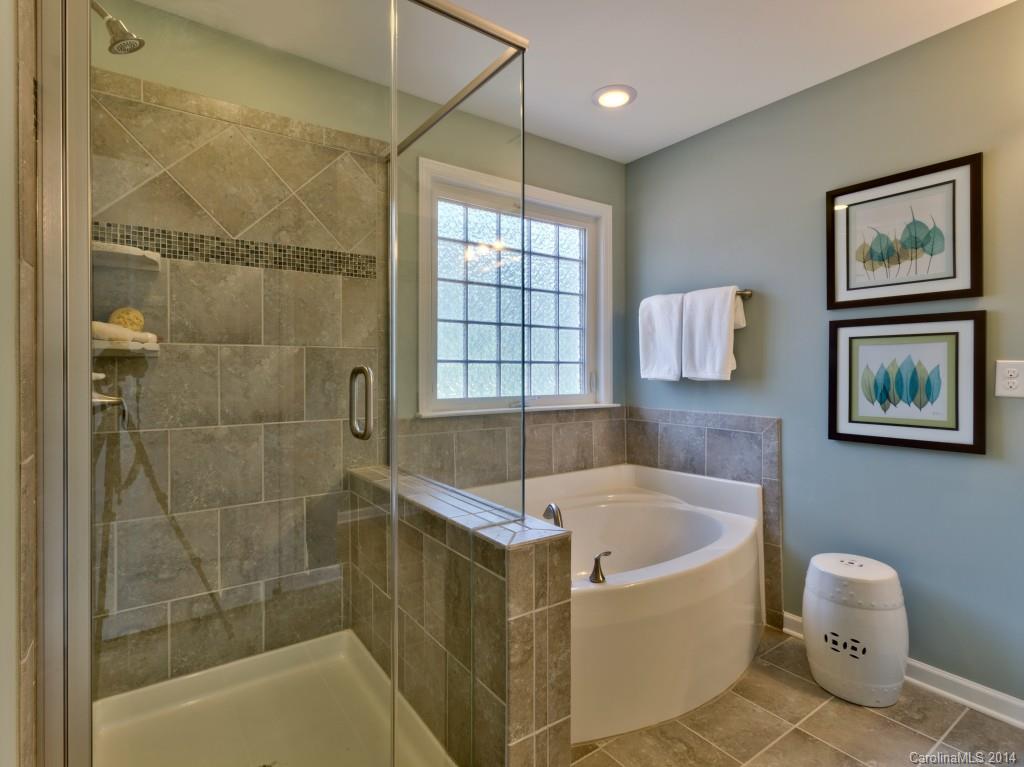 Lakebridge - Residential