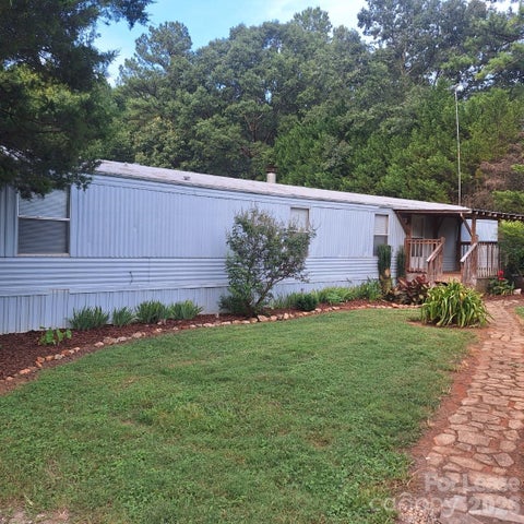 Photo of 683 Loblolly Trail, Lincolnton, NC 28092 (MLS # 4420249)