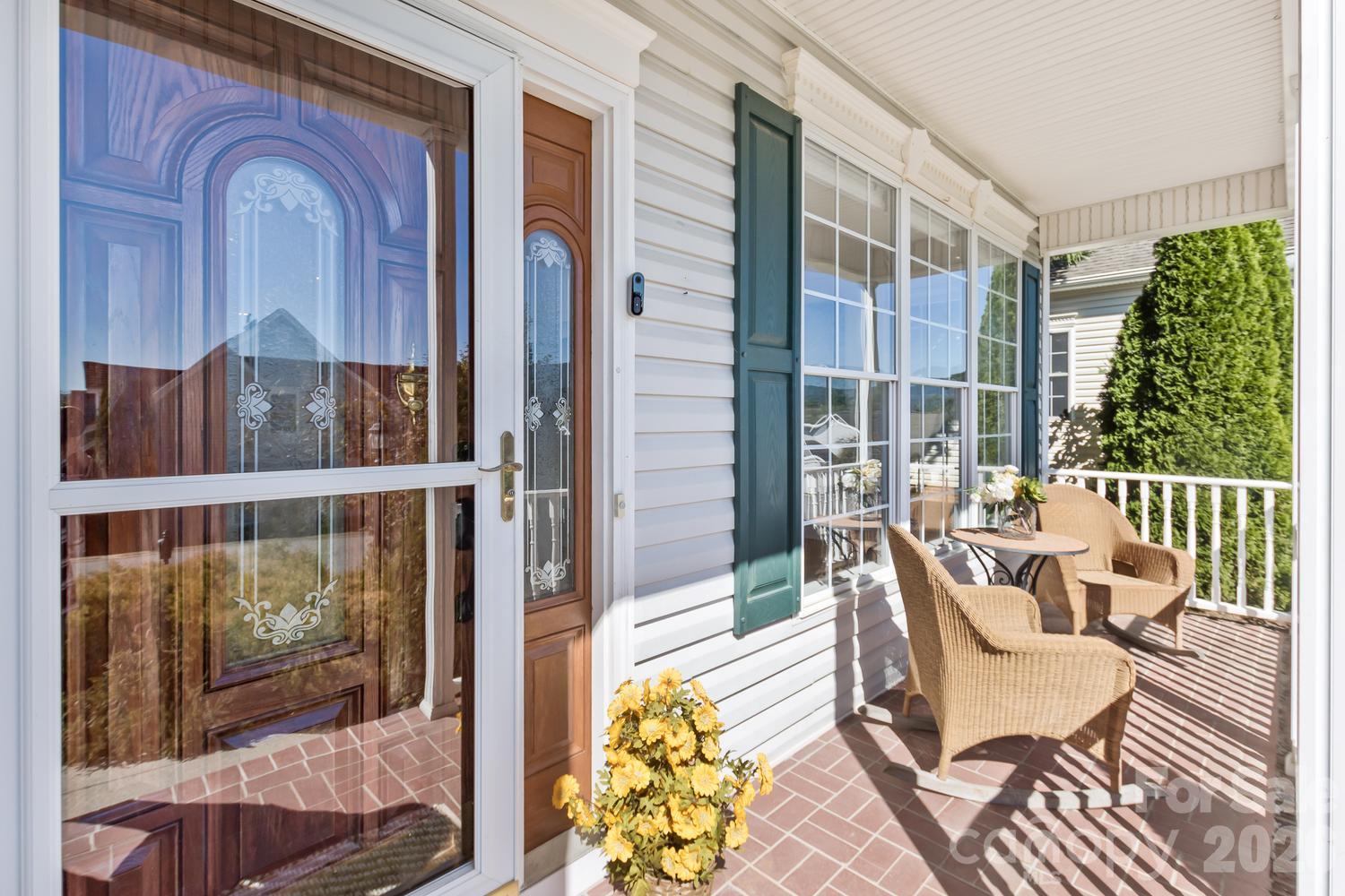105 Willow Oak Drive