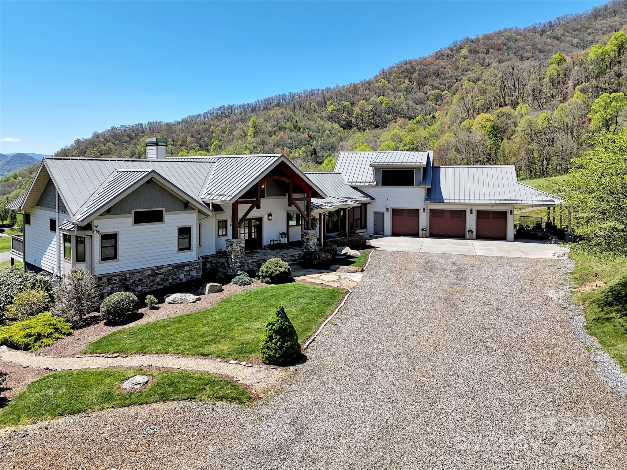 12 Rolling Meadow Lane