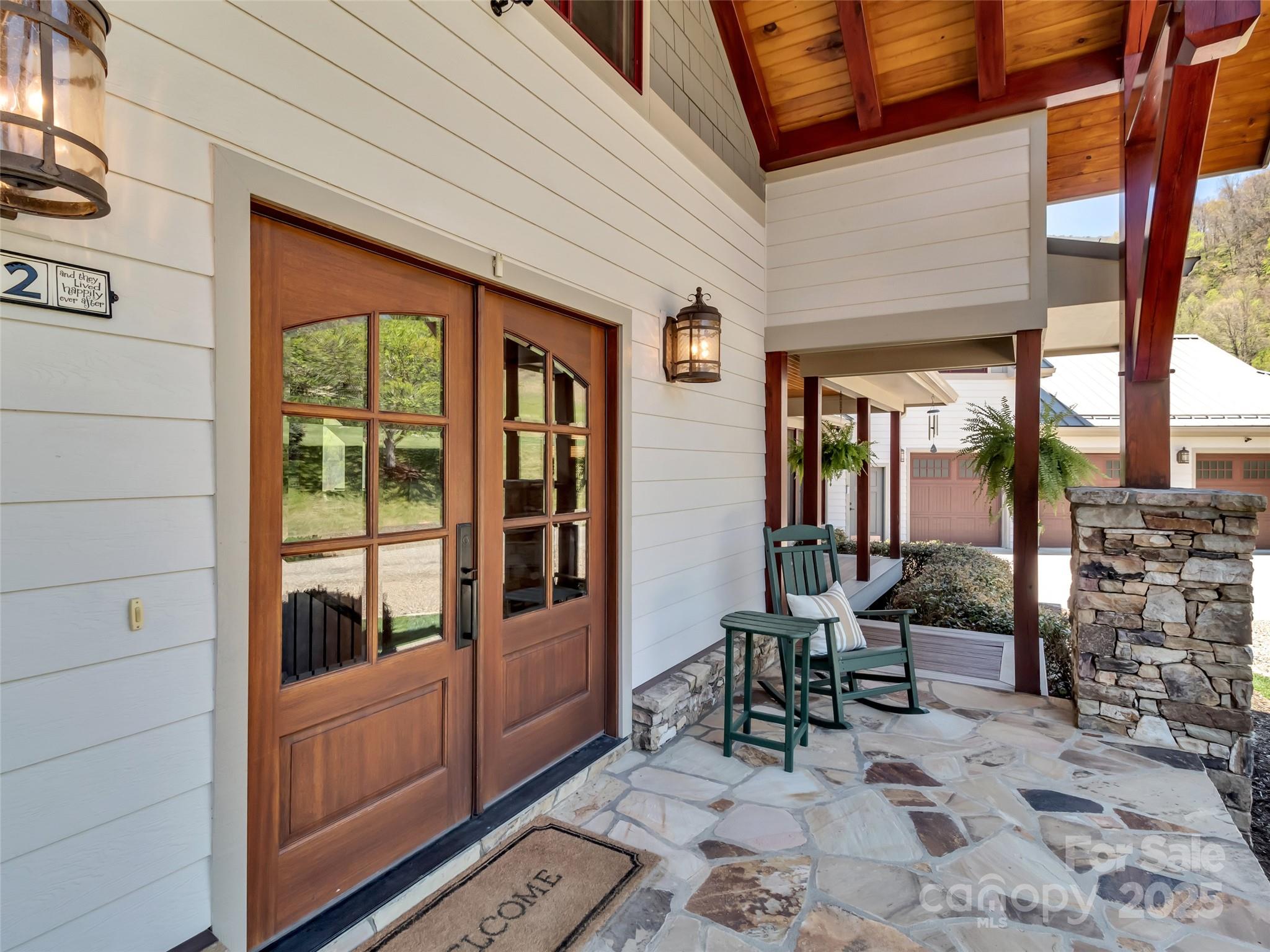 12 Rolling Meadow Lane