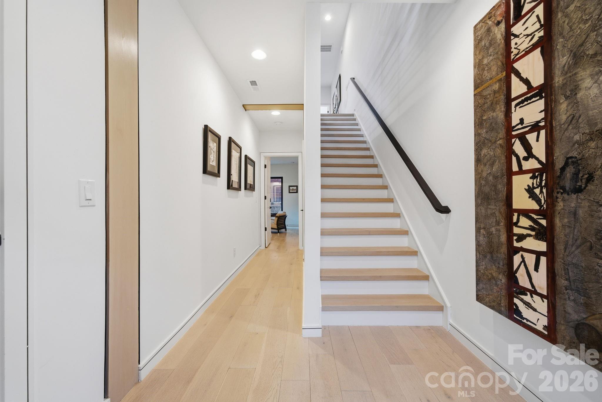 2714 N Davidson Street