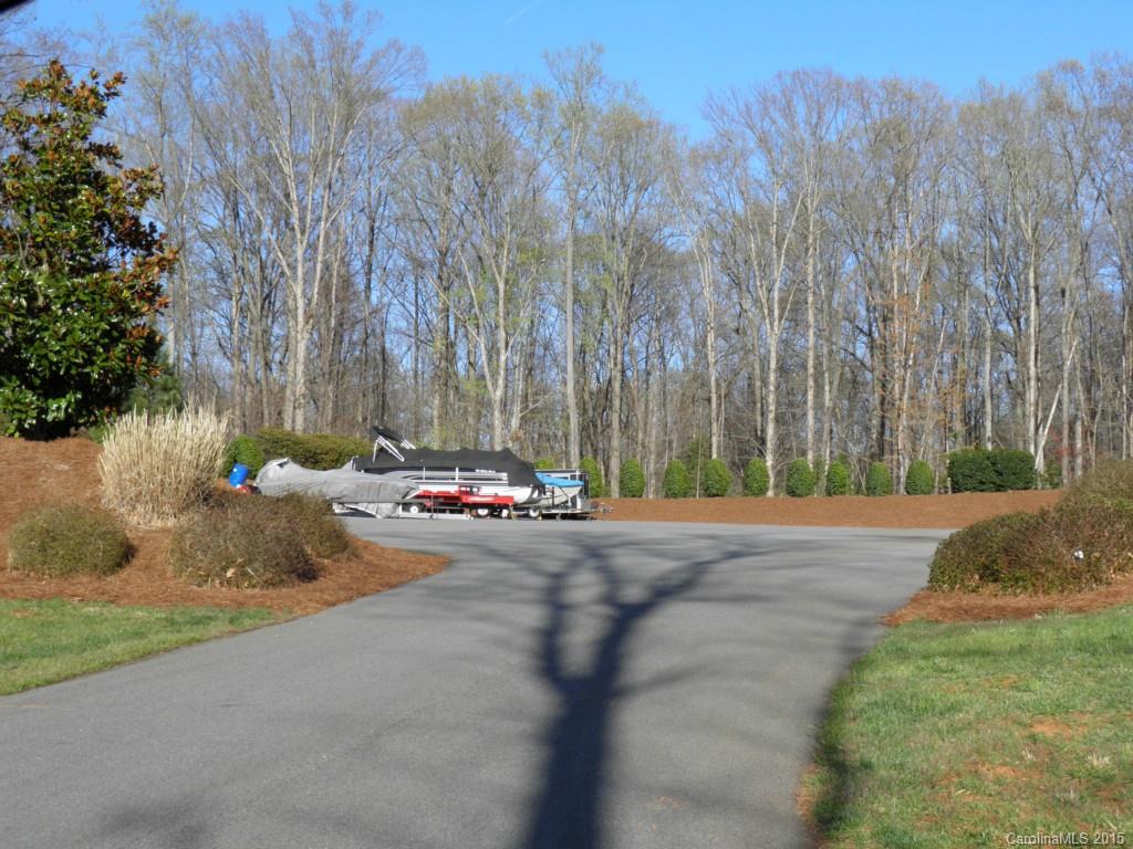 Norman Pointe - Land