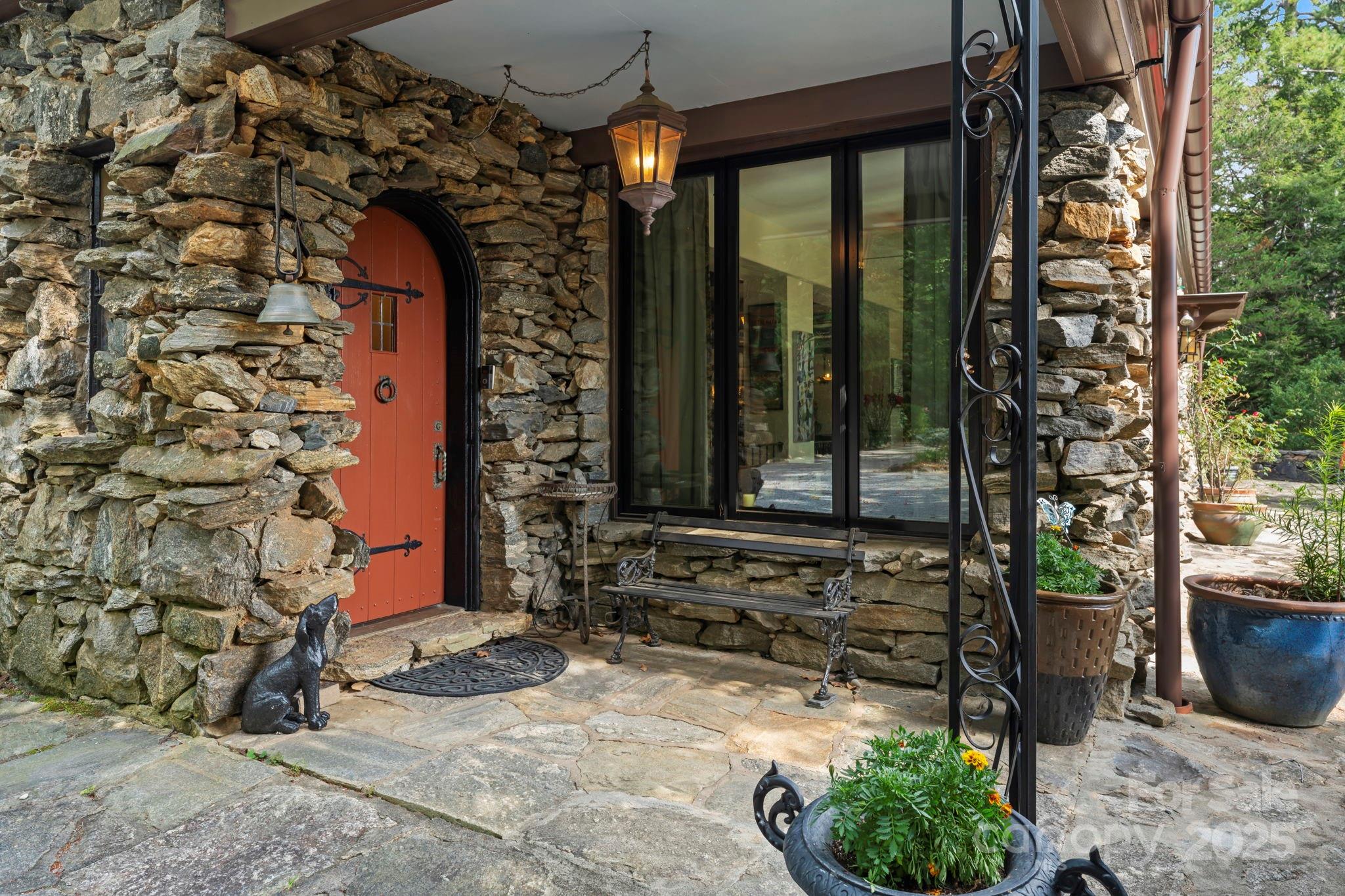 222 Stonehedge Lane