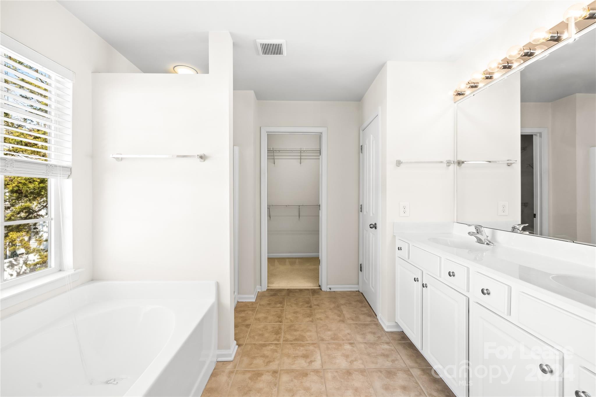 Blakeney Preserve - Residential Lease