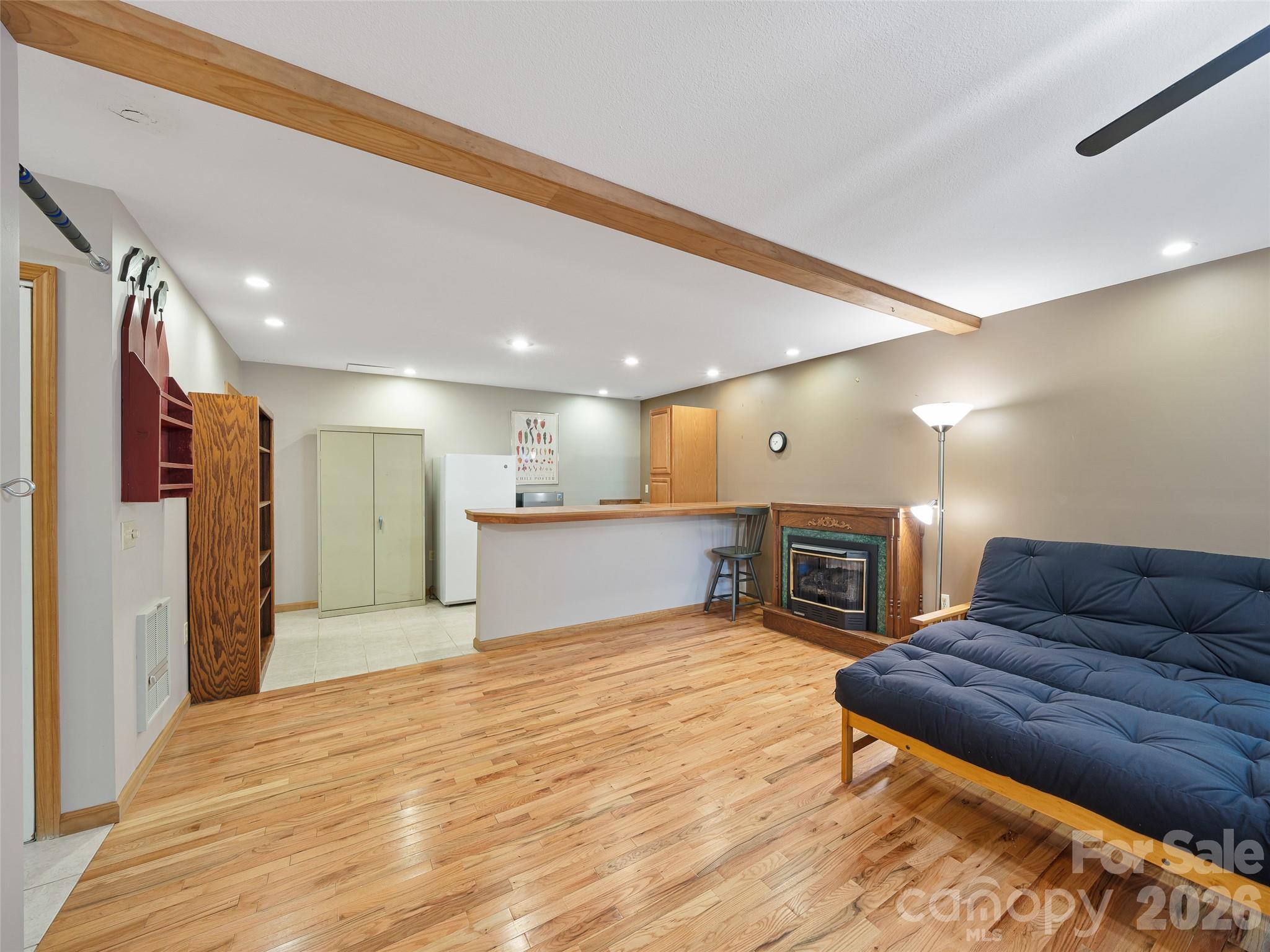 Swiss Pine Lake - Residential