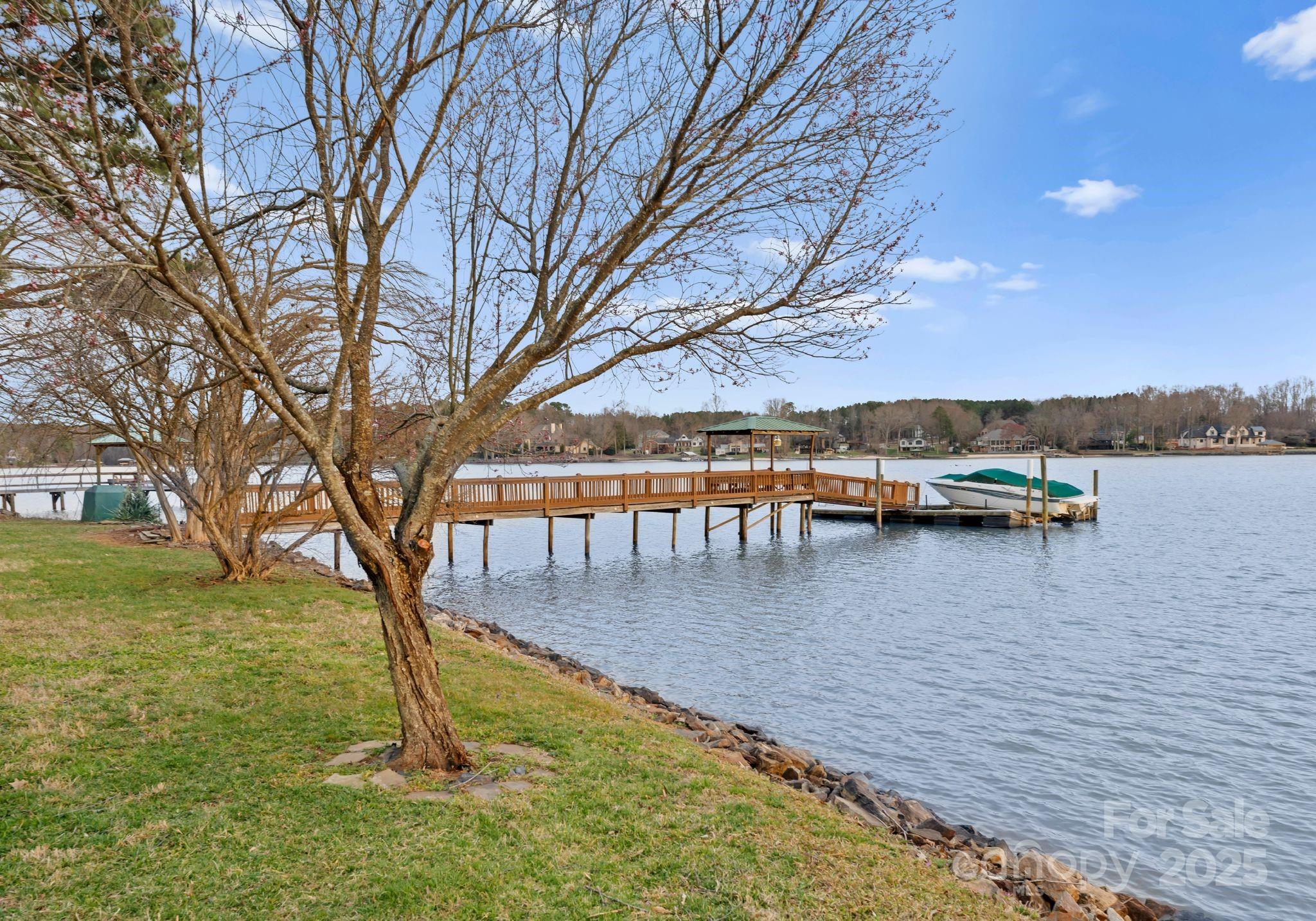 Pirates Cove - Residential