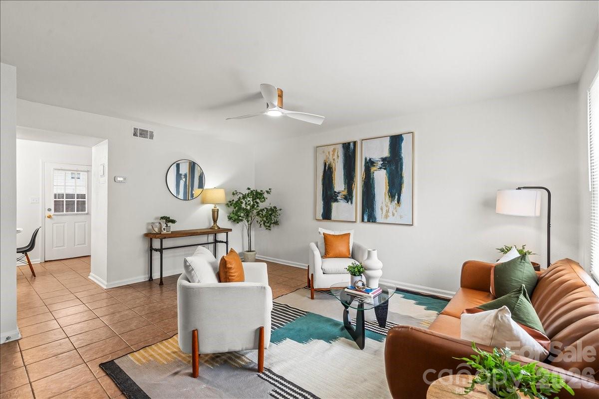 2220 Yorkhills Drive 2