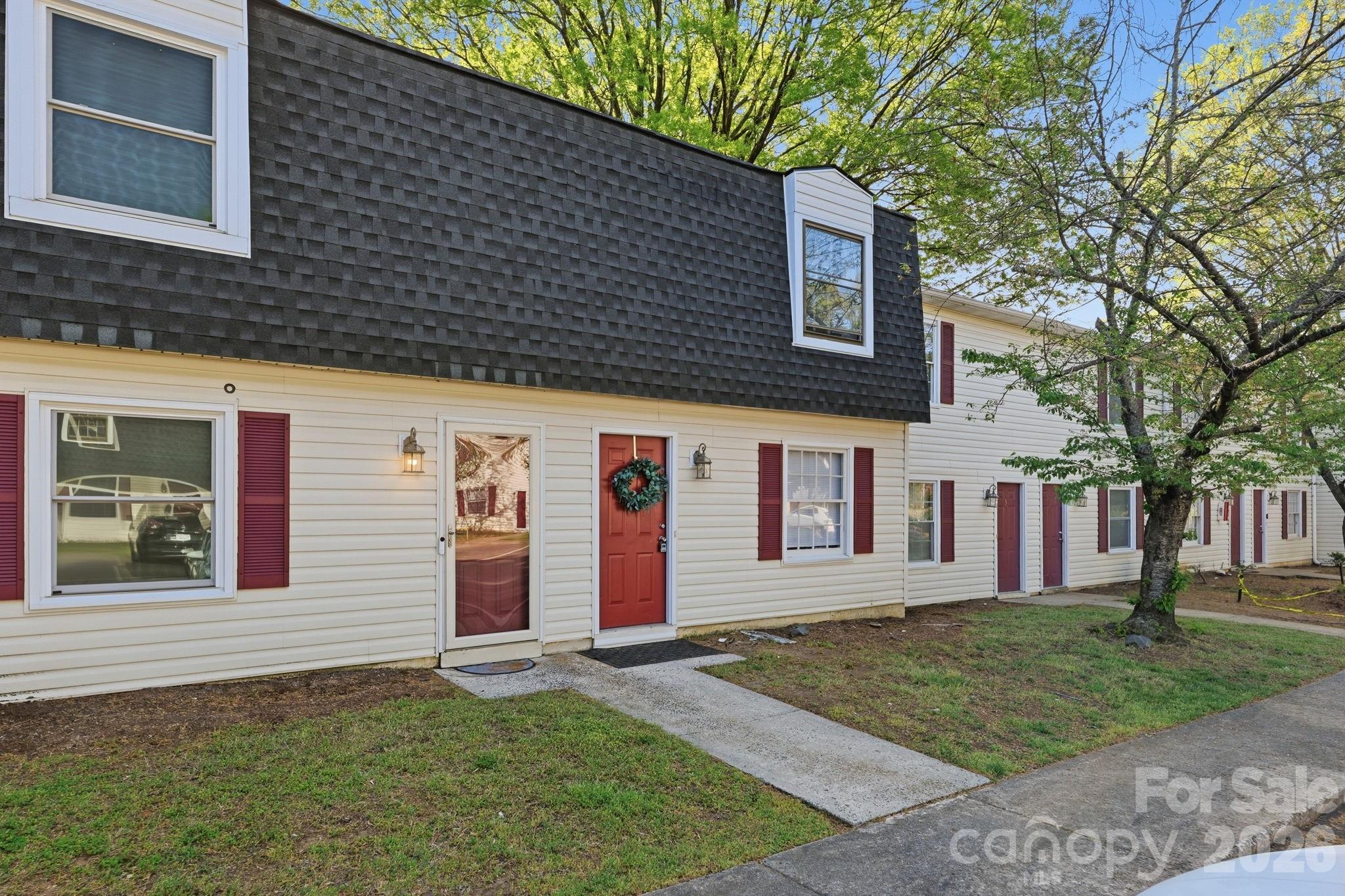 2220 Yorkhills Drive 2