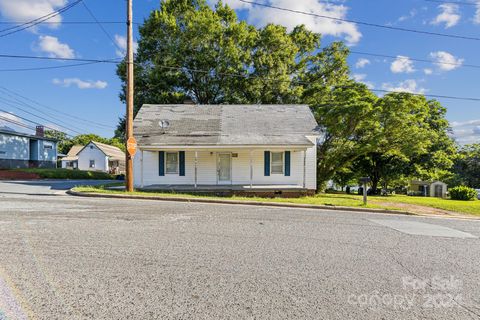 Single Family Residence in Albemarle NC 748 Efird Street.jpg