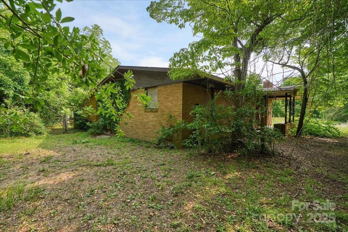 714 Pine Bark Street