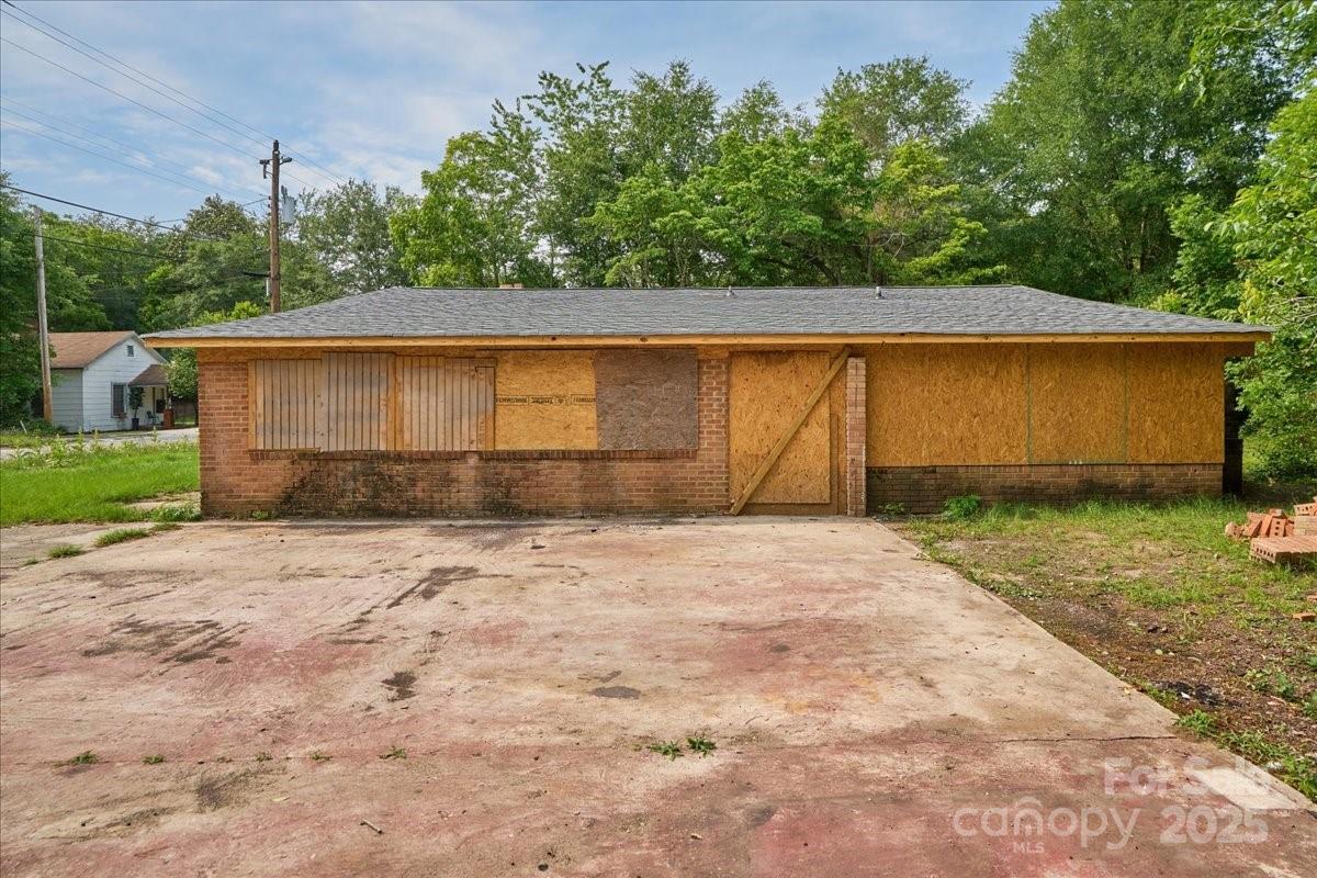 714 Pine Bark Street