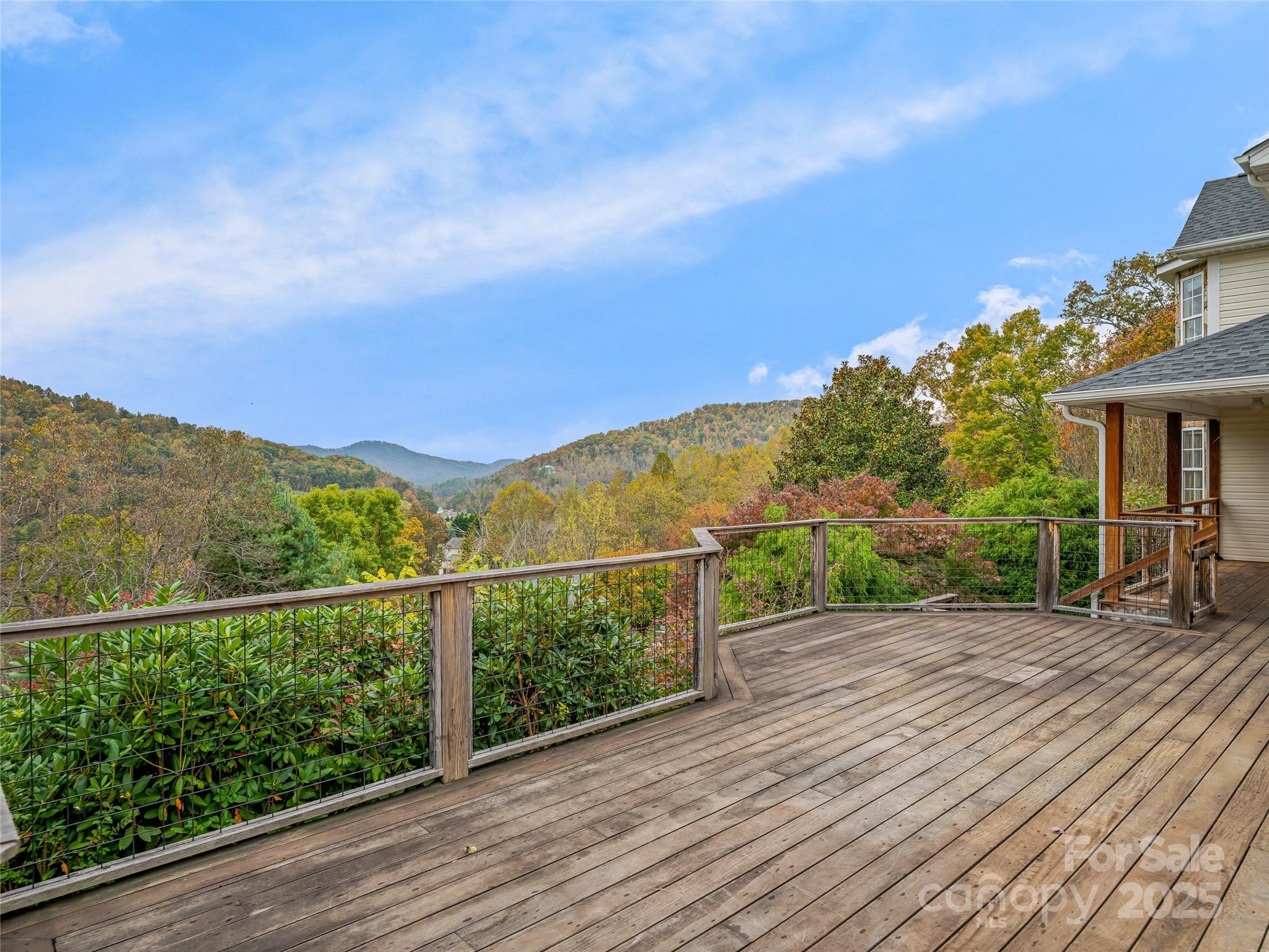 106 Thistle Tree Way