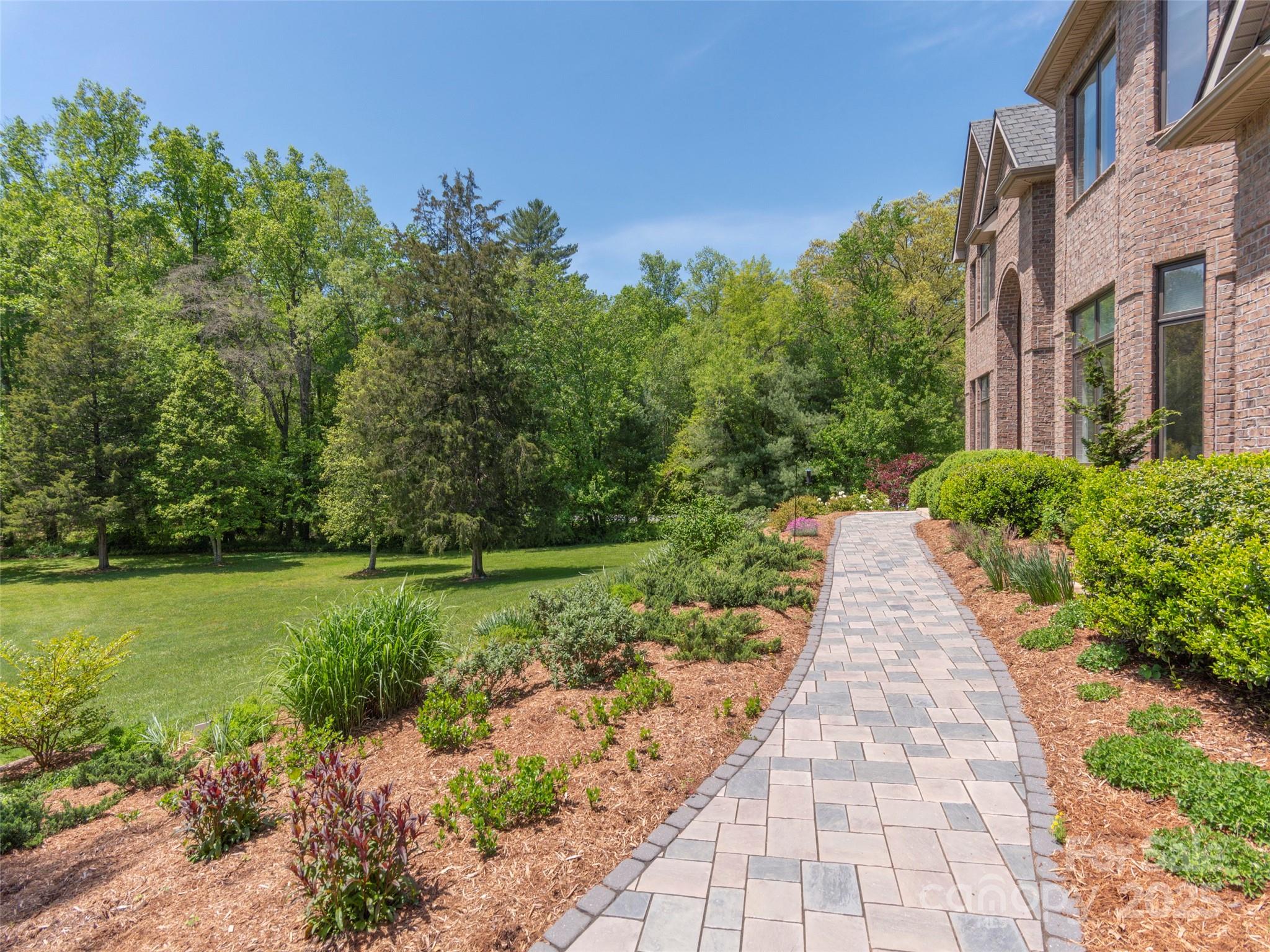 341 Racquet Club Road