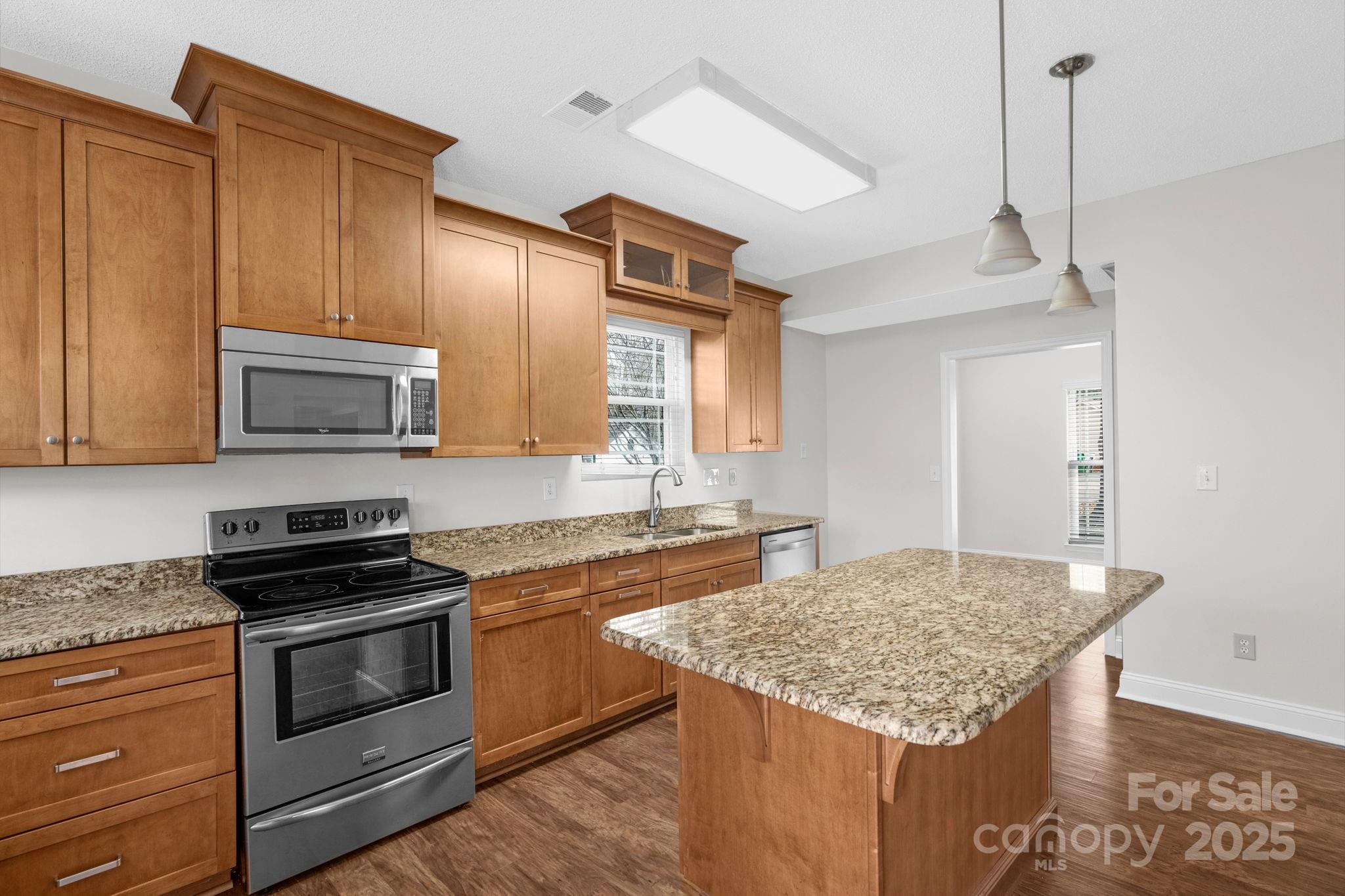 Mcalpine Woods - Residential